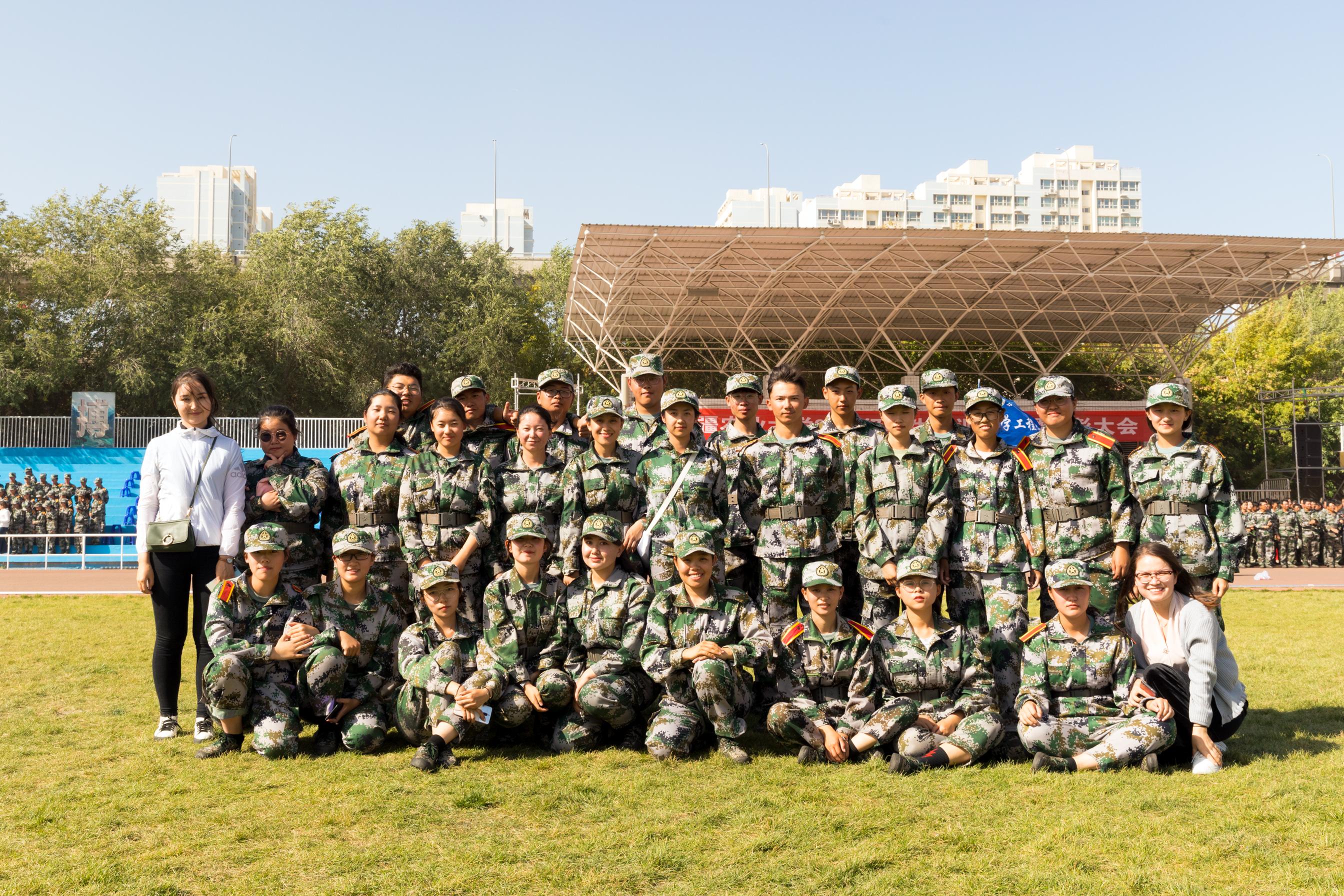 新疆之光，引领科技生活新纪元的高科技产品探秘